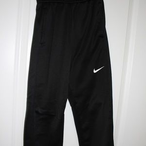 Boys Nike sweatpants